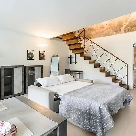 Apartamento Guesthost - Angelica - In Matera