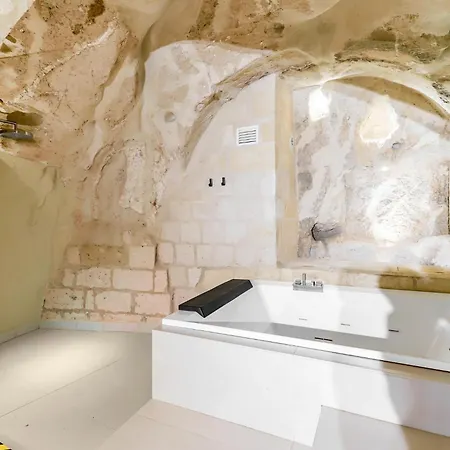 Guesthost - Angelica - In Apartamento Matera